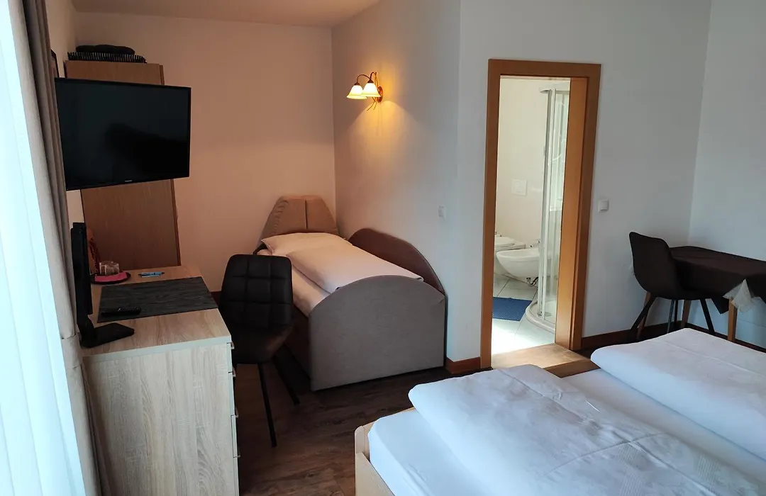 Alpenblick Bed & Breakfast-1